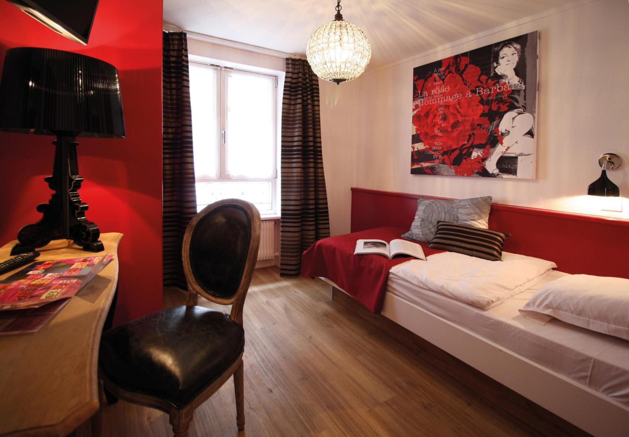 Hotel Roses Strasbourg Rum bild